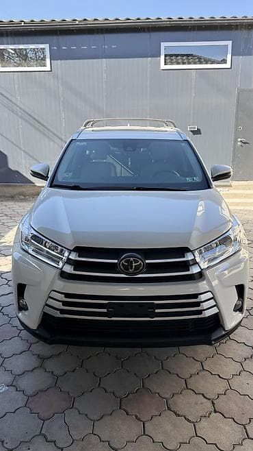Toyota Highlander: 2019 г., 3.5 л, Автомат, Бензин, Внедорожник