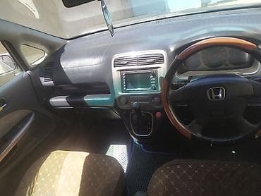 Унаа: Honda Stream: 2001 г., 1.7 л, Автомат, Бензин, Вэн/Минивэн — 5