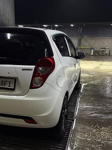 corolla e150: Chevrolet Spark: 2013 г., 1 л, Автомат, Бензин, Хэтчбэк — 10