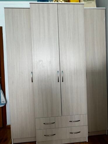 кухунный буфет: Шкаф гардеробный вместительный 160*210 — 1