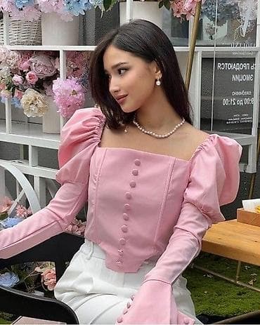 платье из панбархата: Корсетный топ с пышными рукавами и декоративной планкой пуговиц: - — 1