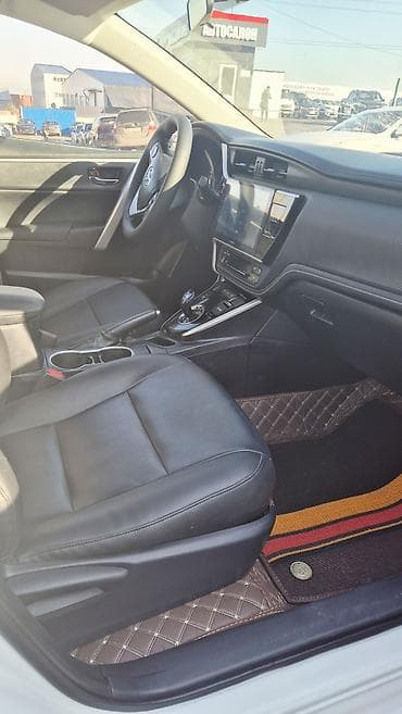 решетка тайота ист: Toyota Corolla: 2019 г., 1.8 л, Робот, Гибрид, Седан — 7