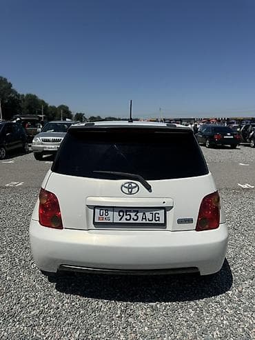 Транспорт: Toyota Ist: 2002 г., 1.5 л, Автомат, Бензин, Хэтчбэк — 3