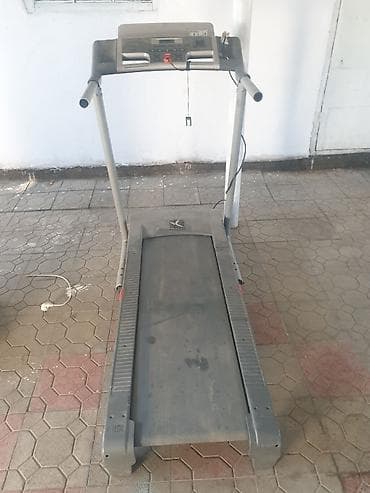 инверсионный стол: Беговая дорожка электрическая - Домашний тренажер с консолью — 2