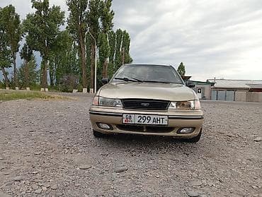 Daewoo Nexia: 2005 г., 1.5 л, Механика, Бензин, Седан