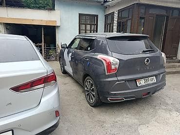 passat sedan: Ssangyong Tivoli: 2018 г., 1.6 л, Автомат, Дизель, Кроссовер — 3