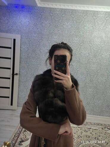 Пальто новая размер 42-46
мех натуральный соболь