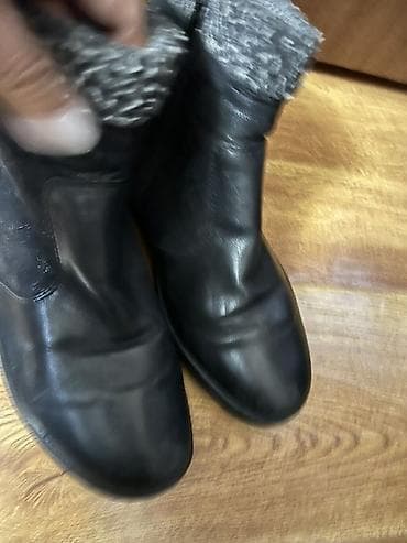 Мужская обувь: Женские обувь зимние деми и туфли и детские от 200-500 сом за пару — 1