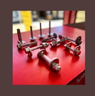 runner: Развальные болты Новый, в наличии Так же в наличии трос ручника — 3