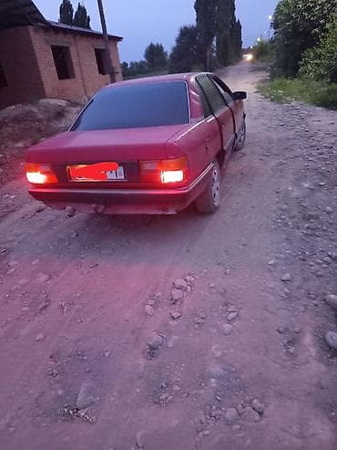 авто прикуриватель: Audi 100: 1989 г., 1.8 л, Механика, Бензин, Седан — 2