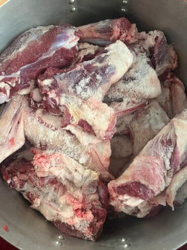 ат сатам: Продаю мясо серке.кострат осталось 12 кг по 500 сом.свежак в Кара — 9
