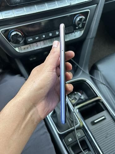 мониторы 2k: Xiaomi, 12, Б/у, 64 ГБ, цвет - Фиолетовый, 2 SIM — 6