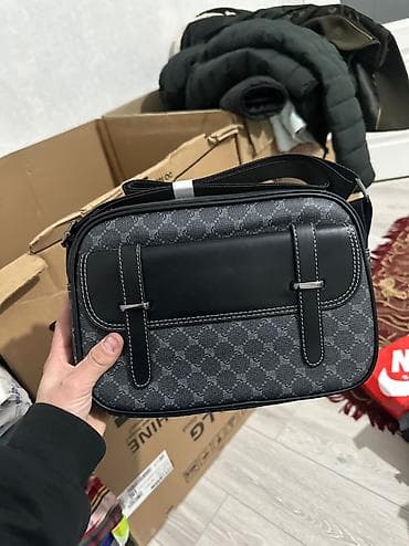 сумка барсетки: Барсетка, Материал: Комбинированный материал, Регулируемый ремень, Новый — 1