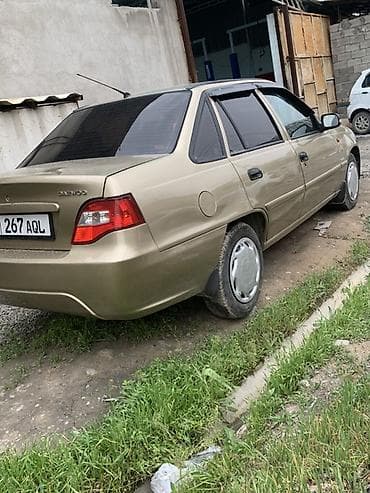 некс: Daewoo Nexia: 2010 г., Седан — 3