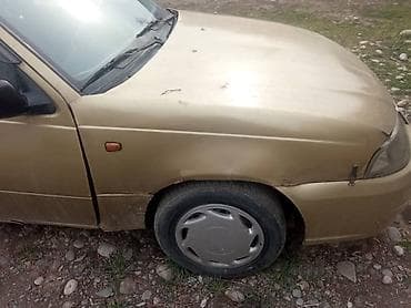 shadow line: Автомобиль седан, 4 двери, золотистый цвет кузова. Особенности и — 3