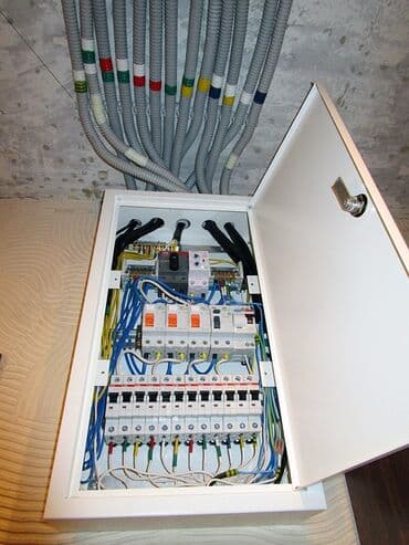 охрана с проживанием: Электрик | Установка стиральных машин, Демонтаж электроприборов, Монтаж выключателей Больше 6 лет опыта — 2