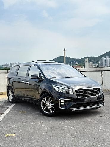 Продажа авто: Kia Carnival: 2019 г., 2.2 л, Автомат, Дизель, Минивэн — 1