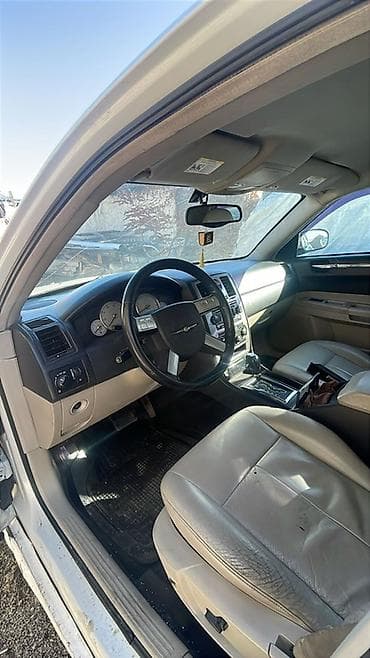 e class: Chrysler 300C: 2005 г., 3.5 л, Автомат, Седан — 4