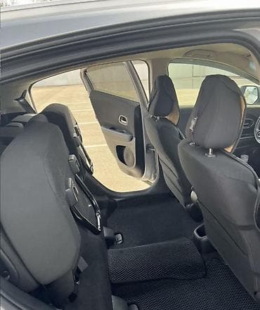 camry 7: Honda Vezel: 2018 г., 1.6 л, Вариатор, Бензин, Кроссовер — 9