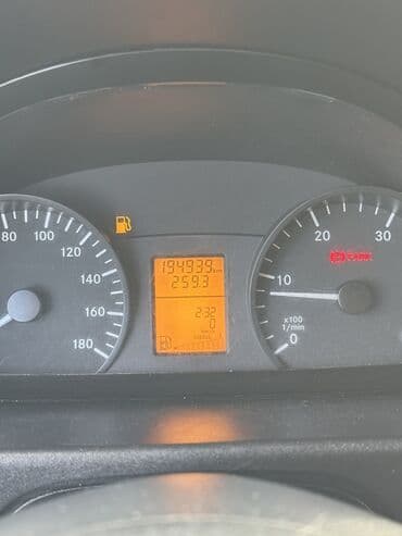 купить ассенизаторскую машину бу: Mercedes-Benz Спринтер: 2014 г., 2.2 л, Механика, Дизель, Бус — 7
