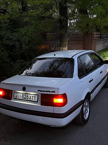 sprinter 2003: Volkswagen Passat: 1993 г., 1.8 л, Механика, Бензин, Седан — 2