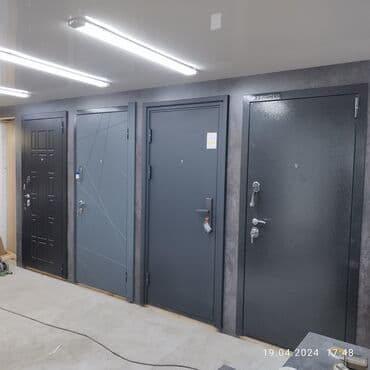 Двери межкомнатные.
двери входные.
даборы.
дверной ручки