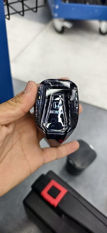 led driver: Ручка-рычаг АКПП для автомобилей Honda (аксессуар тюнинга салона) - — 1