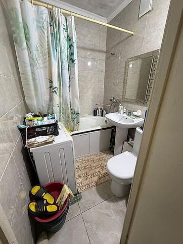южный мкр: 1 комната, 35 м², 105 серия, 4 этаж — 7