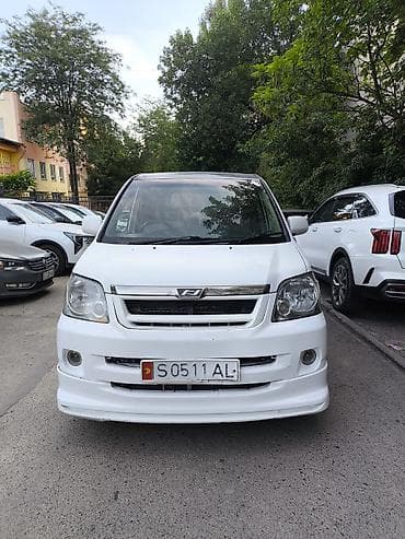 Toyota Noah: 2005 г., 2 л, Автомат, Бензин, Минивэн