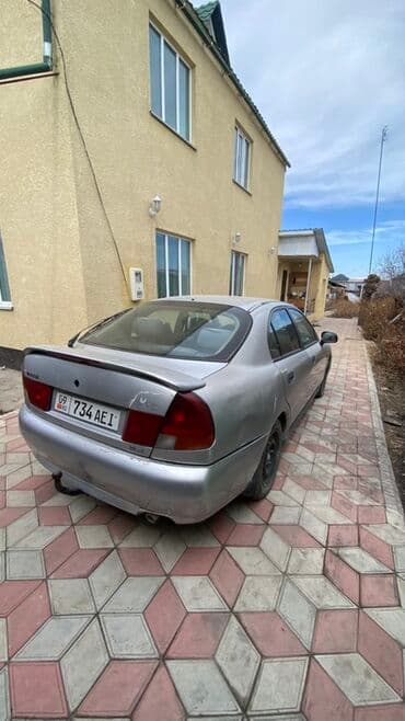 хундай гетс капот: Mitsubishi Carisma: 1995 г., Механика, Бензин, Седан — 2