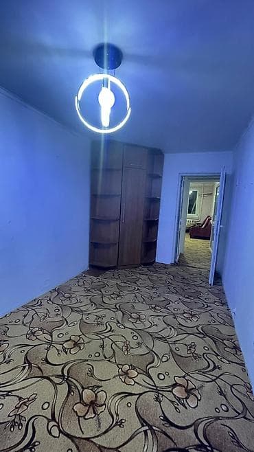 2 room flat: Сдаётся 3х комнатная квартира в районе таатан. - Площадь: вытянутая — 2