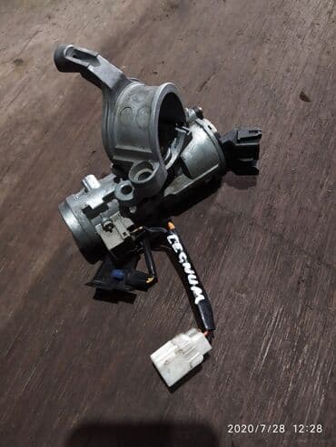 обмен машин ключ на ключ: Mitsubishi Legnum Замок зажигания, Митцубиси Леньюм замок зажигания — 1