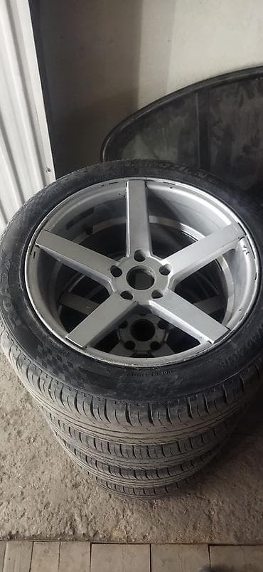 Колеса в сборе 215 / 40 / R 18, Лето, Комплект, Литые, отверстий - 5