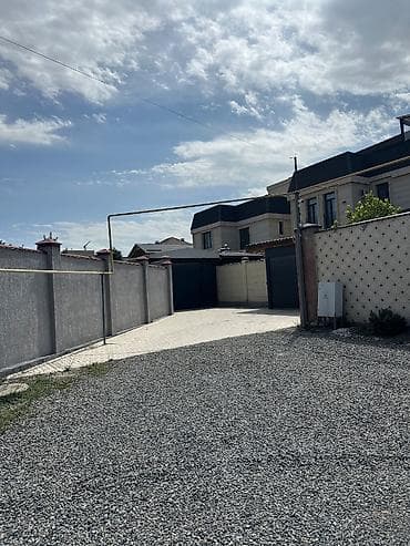 хата в оше: 🏡 ПРОДАЁТСЯ ПРОСТОРНЫЙ 2-ЭТАЖНЫЙ ДОМ В РАЙОНЕ ТЦ АЛА-АРЧА! Идеальный — 4