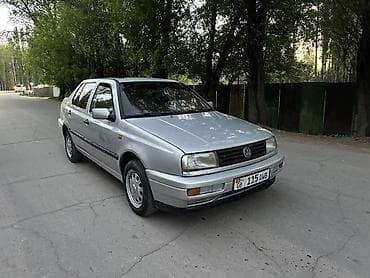 e6 3: Volkswagen Vento: 1994 г., 1.8 л, Ручные, Бензин, Седан — 9
