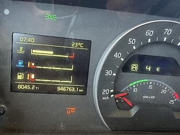 Транспорт: Тягач, Volvo, 2019 г., Тентованный — 10