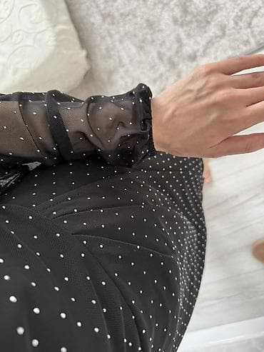 сумка клатч: Черное платье-шорты со стразами, которые сверкают при свете — 4