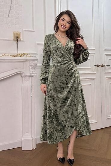 Вечернее платье, Коктейльное, Длинная модель, Велюр, С рукавами, S, M