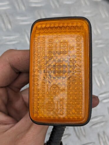 поворотники на виндом: Левый поворотник Nissan 1995 г., Б/у, Оригинал, Япония — 4