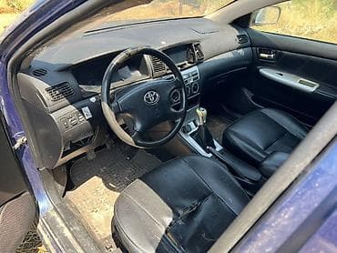 кассеты аудио: Toyota Corolla: 2008 г., 1.8 л, Механика, Бензин, Седан — 4