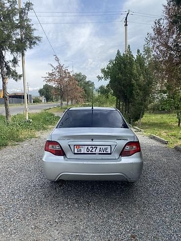 devo matiz: Daewoo Nexia: 2010 г., Механика, Бензин, Седан — 2