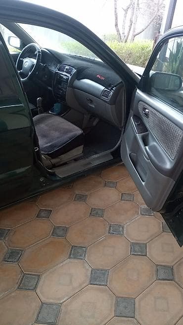 bmw выхлоп: Mazda 626: 2000 г., 2 л, Ручные, Бензин, Седан — 10