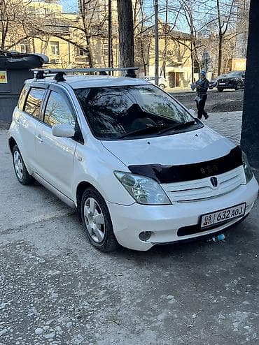 wagon r: Toyota Ist: 2003 г., 1.5 л, Автомат, Газ, Хэтчбэк — 2