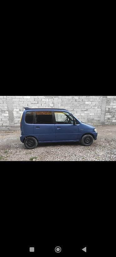 серый gac aion s: Daihatsu Move: 2000 г., 0.1 л, Механика, Бензин, Минивэн — 3