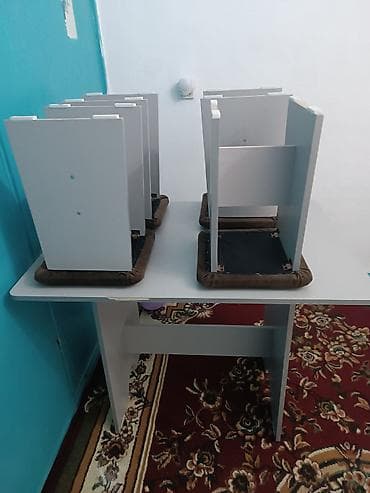 кухонный стол с стулями: Кухонный стол и стул, цвет - Серый — 2