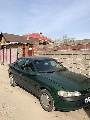 golf 2: Opel Vectra: 1997 г., 1.8 л, Ручные, Бензин, Седан — 2