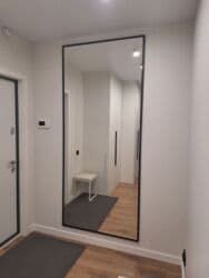 лампа для бликов: Настенное зеркало с задней подсветкой - Большой прямоугольный формат — 5