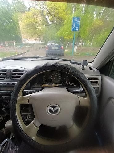 mazda демио: Mazda Demio: 2001 г., 1.3 л, Автомат, Бензин, Хэтчбэк — 7