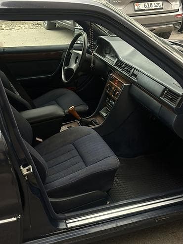 byd leopard 3: Mercedes-Benz W124: 1991 г., 2.3 л, Механика, Бензин, Седан — 3