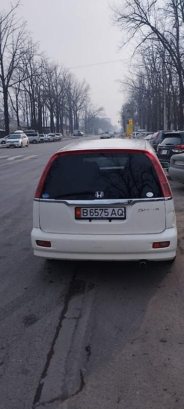 чехлы на хонда стрим: Honda Stream: 2002 г., 2 л, Автомат, Бензин, Универсал — 3